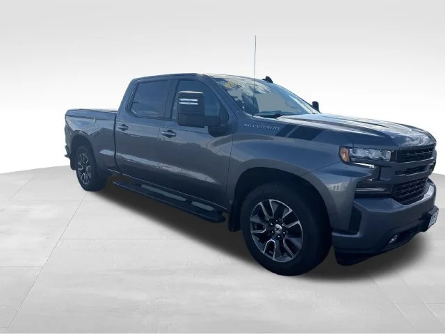 Used 2022 Gray Chevrolet RST image 9