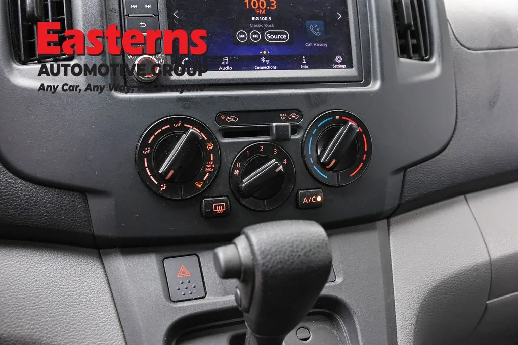 Used 2020 White Nissan SV image 19