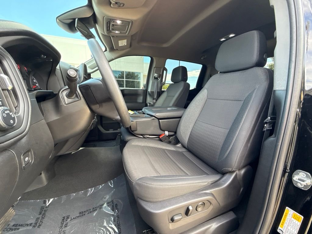 Used 2024 Black Chevrolet Custom image 9