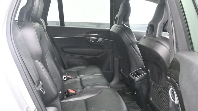 Used 2018 Silver Volvo T6 Momentum image 15