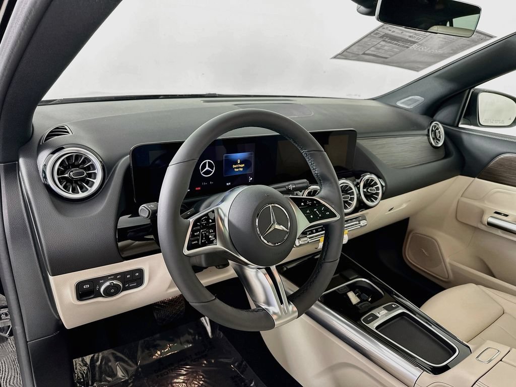 New 2026 Night Black Mercedes-Benz GLA 250 image 41