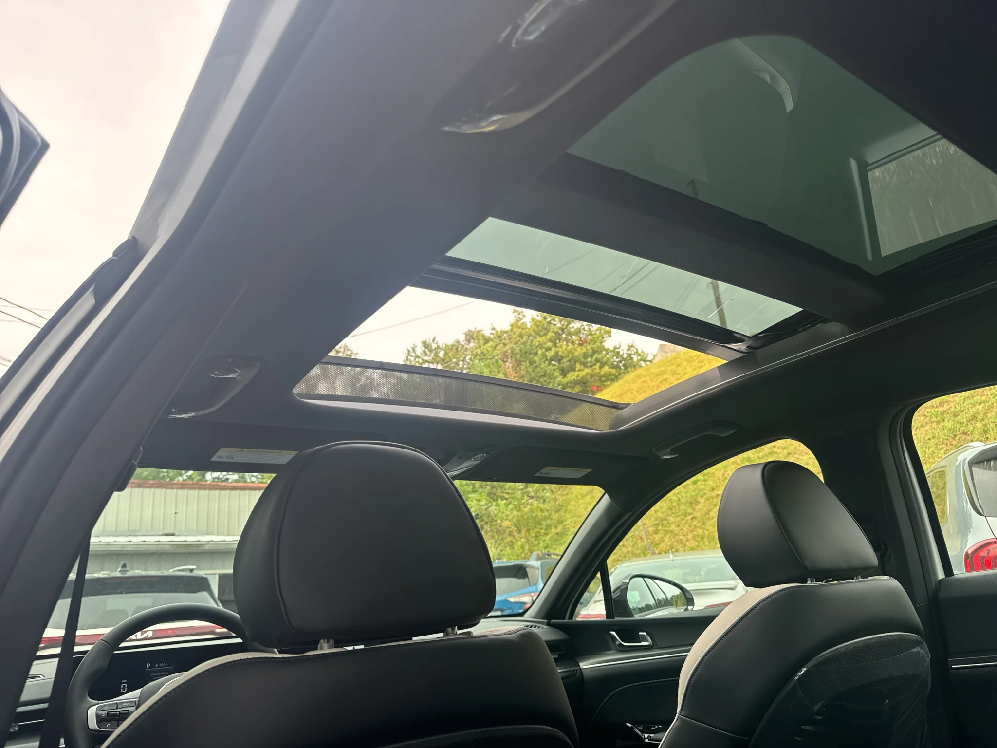 New 2027 Snow White Pearl Kia GT-Line image 16