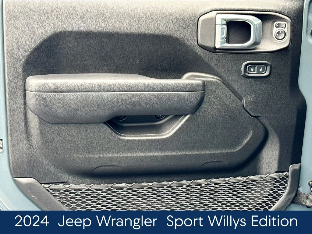 Used 2024 Gray Jeep Willys image 17