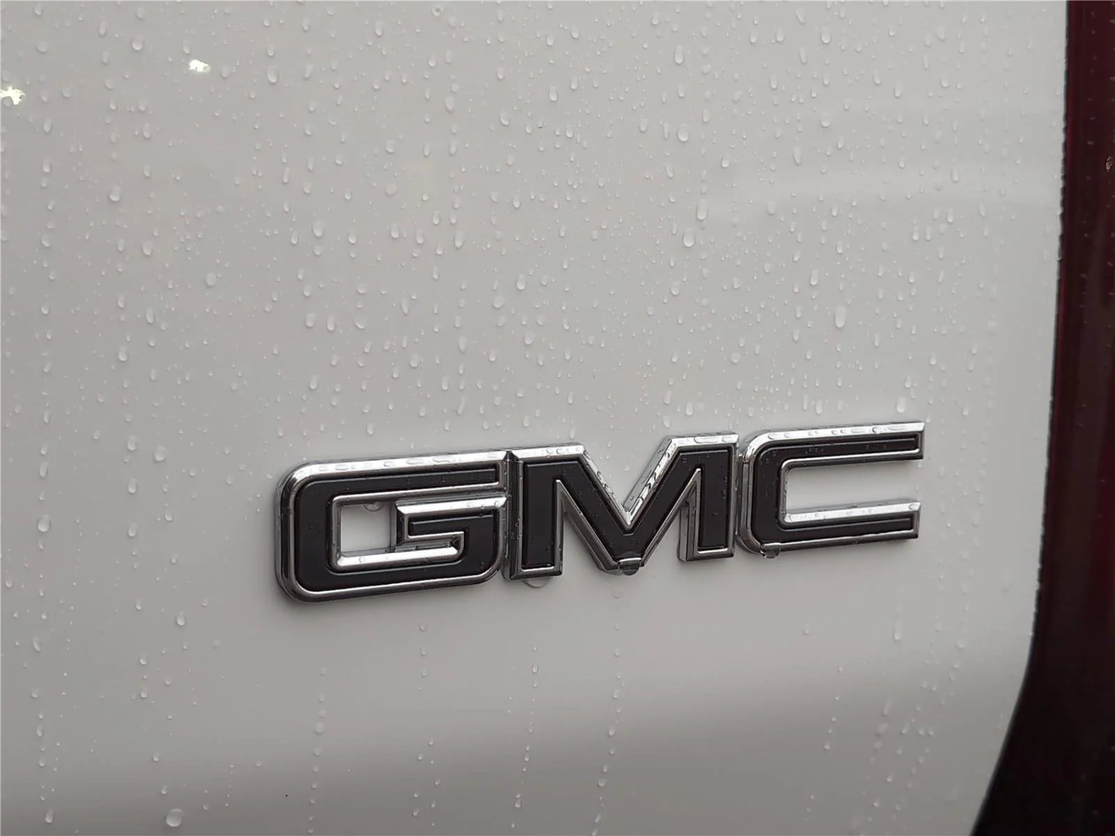 New 2025 Interstellar White GMC 2X image 31
