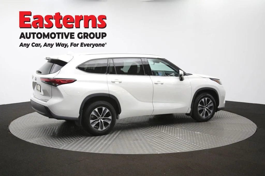 Used 2021 White Toyota XLE image 44