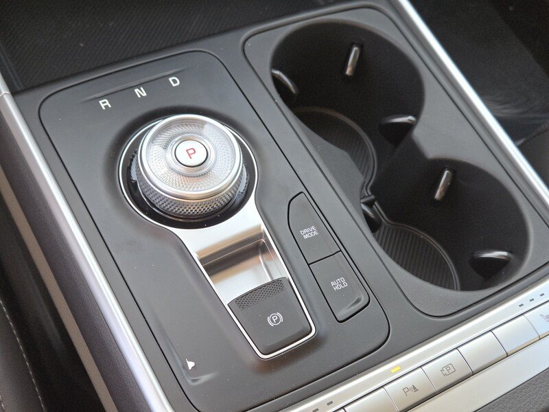New 2026 Snow White Pearl Kia LXS image 15