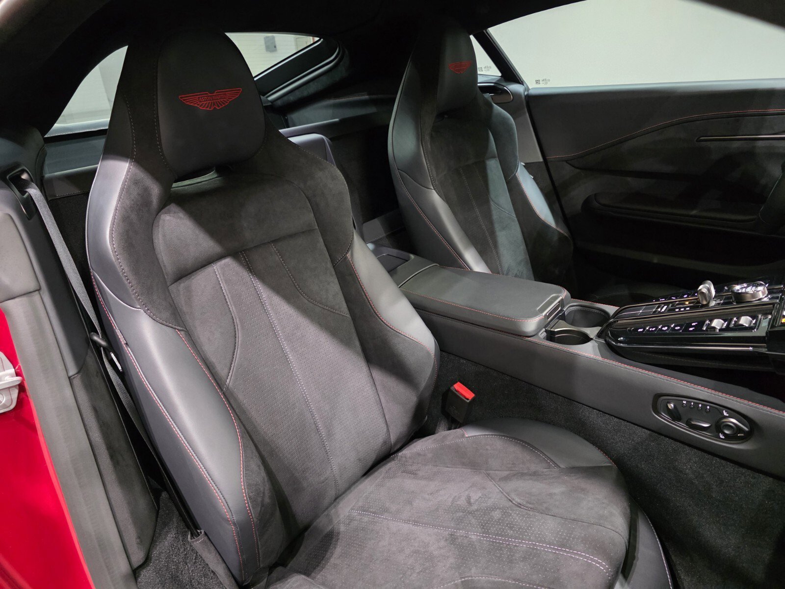 Used 2025 Hyper Red Aston Martin Coupe image 18