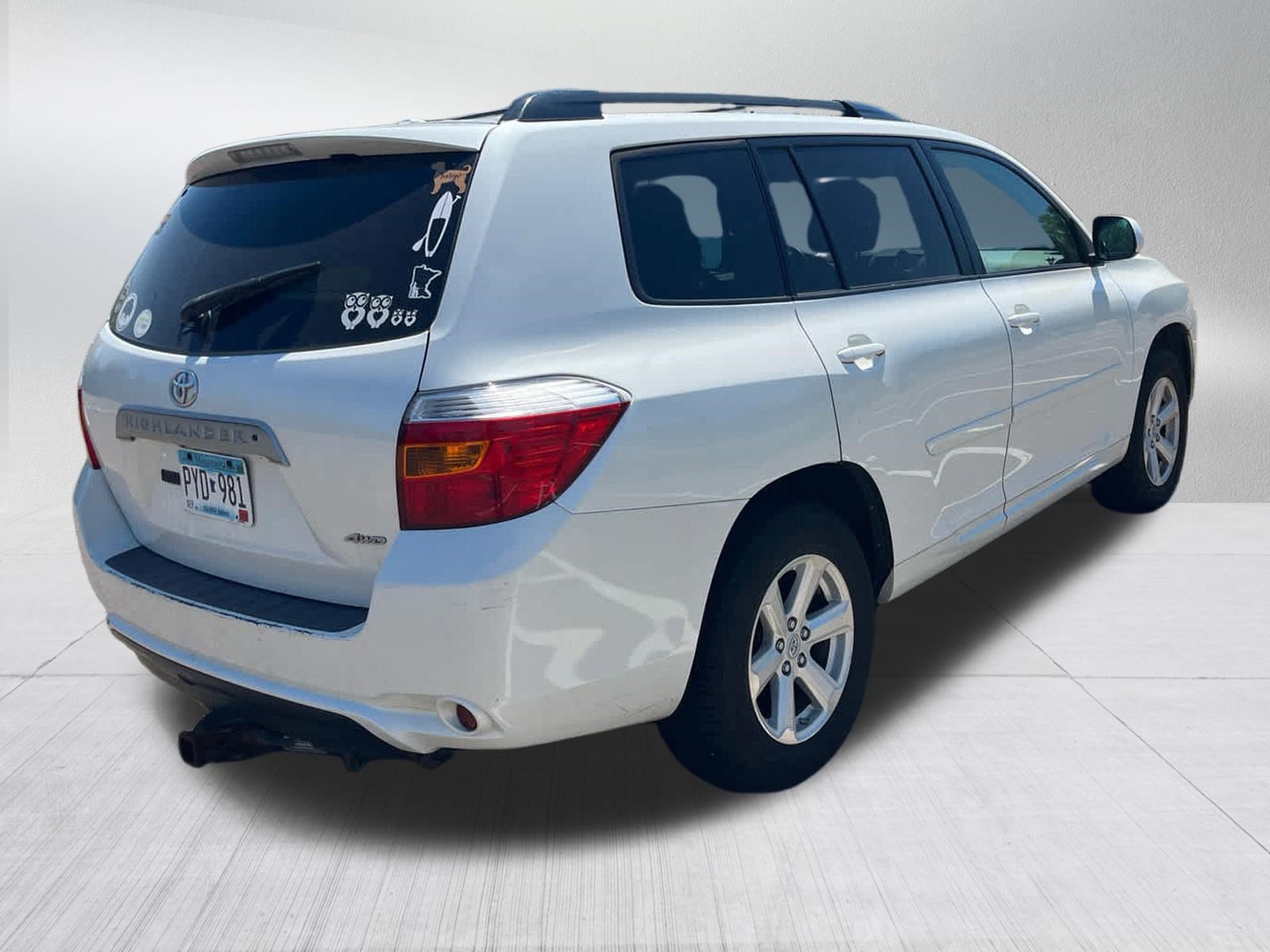 Used 2010 Blizzard Pearl Toyota SE image 4