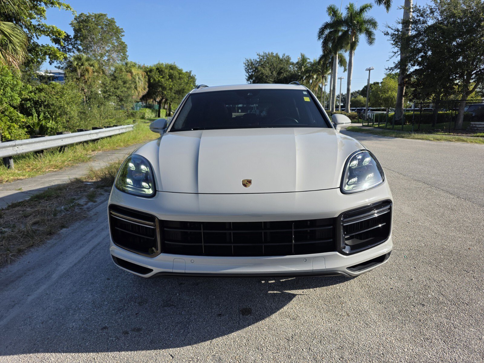 Used 2021 Chalk Porsche Turbo S E-Hybrid image 8