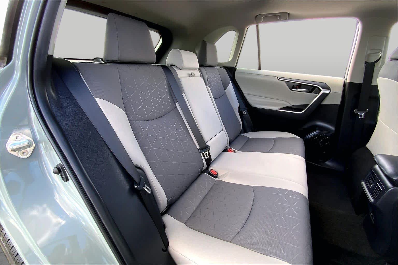Used 2022 Lunar Rock Toyota XLE image 19