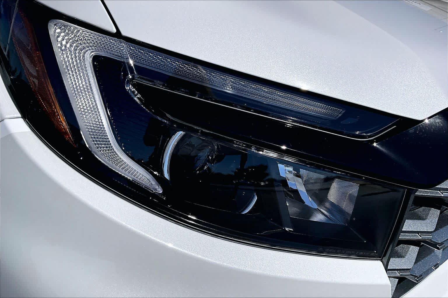 New 2026 Platinum White Pearl Honda TrailSport image 13