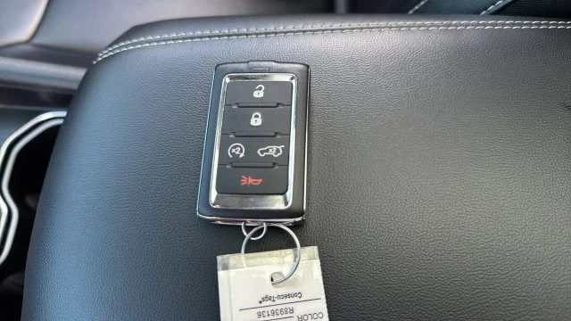 Used 2024 Bright White Clearcoat Jeep Limited image 20
