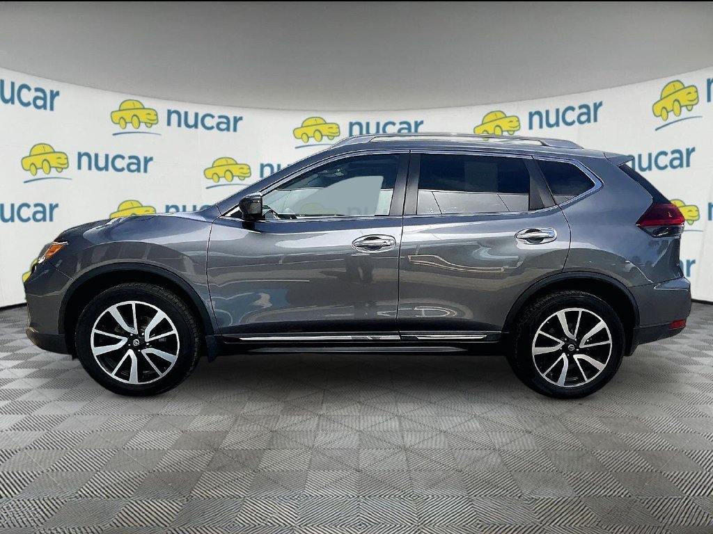 Used 2020 Gray Nissan SL image 4