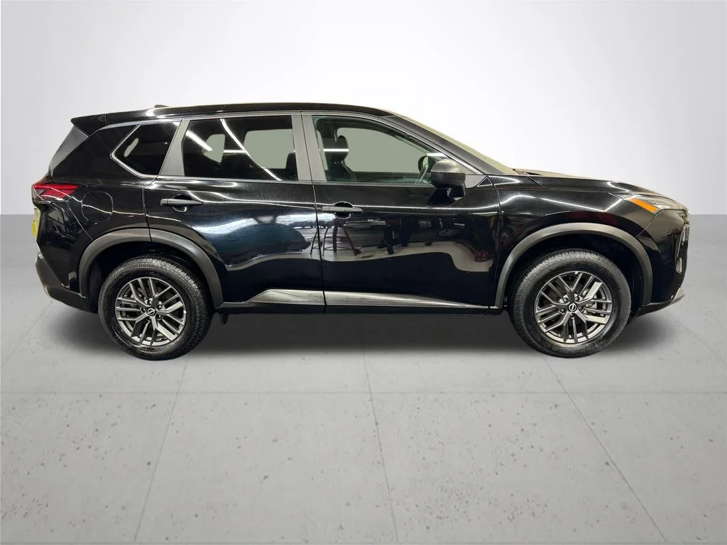 Used 2023 Black Nissan S image 9
