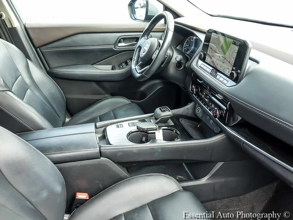 Used 2023 Gray Nissan SL FWD image 28