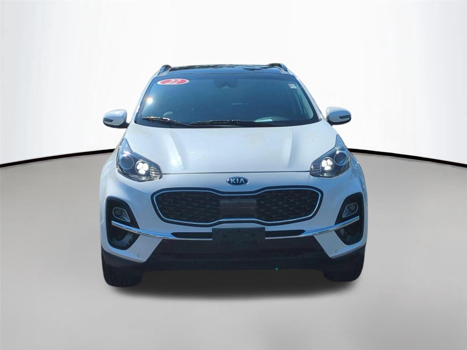 Used 2022 Snow White Pearl Kia EX image 8