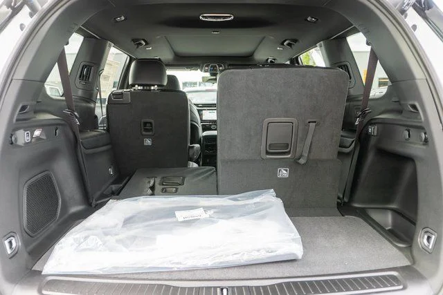 New 2026 Bright White Clearcoat Jeep Limited image 9