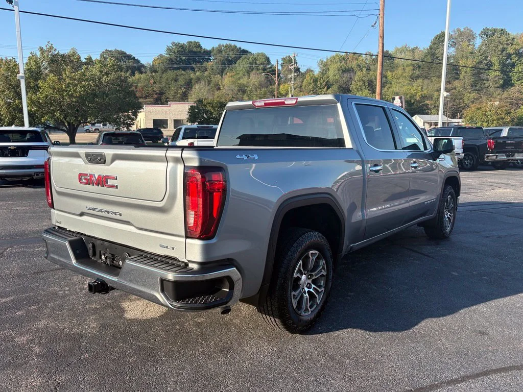 Used 2025 Sterling Metallic GMC SLT image 10