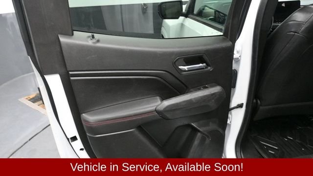 Used 2024 White Chevrolet Z71 image 20