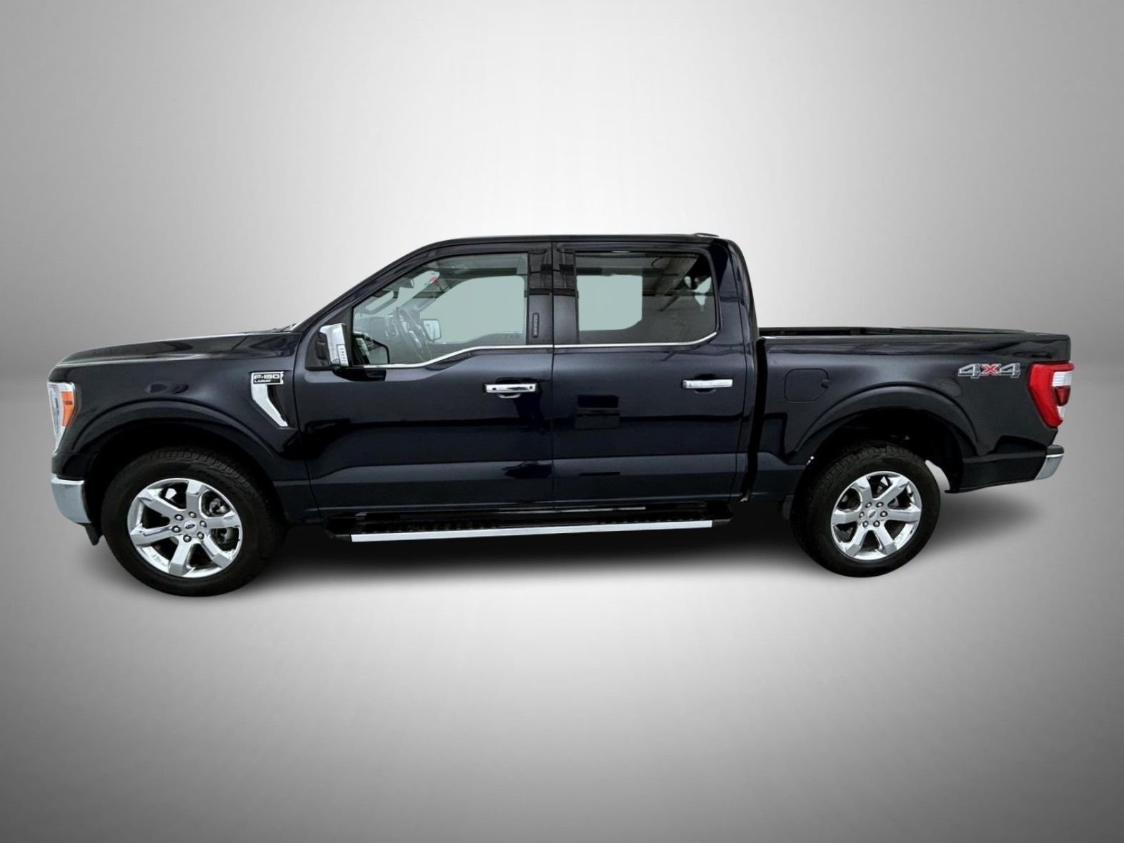 Used 2023 Blue Ford Lariat image 8