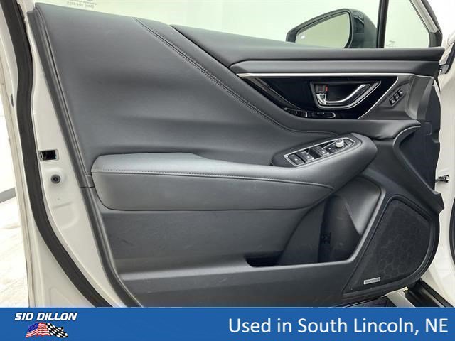 Used 2020 Crystal White Pearl Subaru Limited image 15