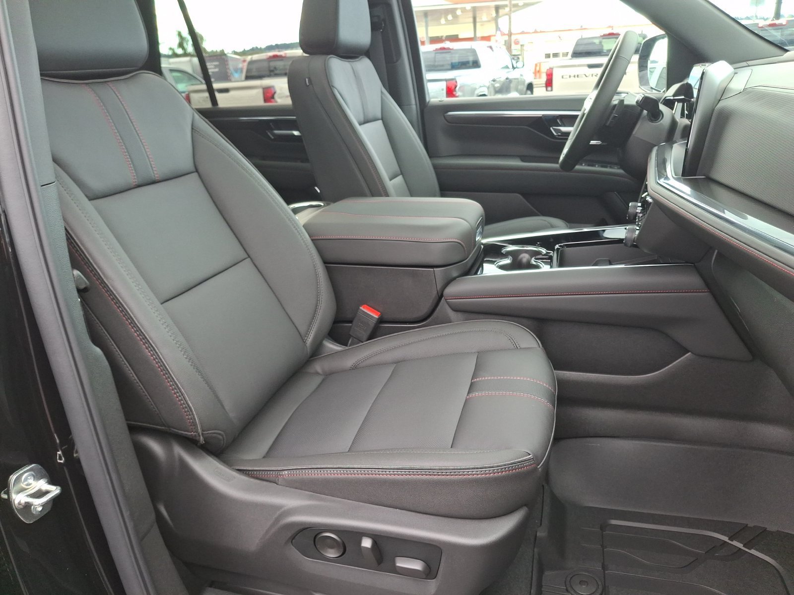 2026 Chevrolet Tahoe RST - Photo 21