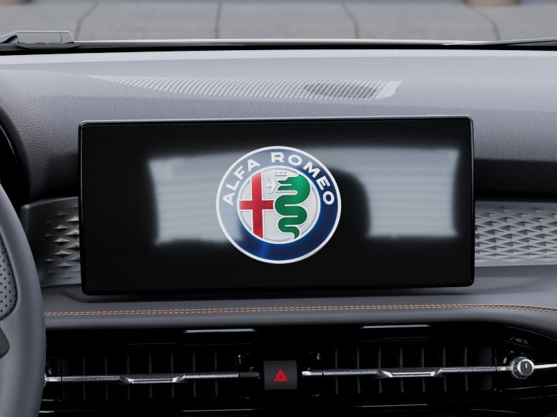 New 2025 Milano White Exterior Paint Alfa Romeo Base image 41