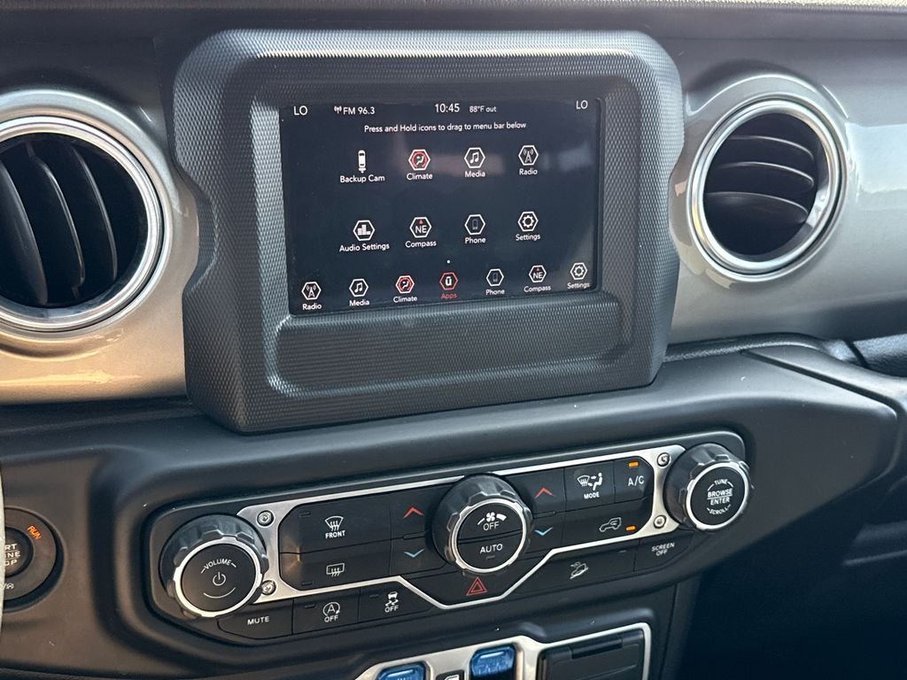 Used 2018 Blue Jeep Unlimited Sahara image 24