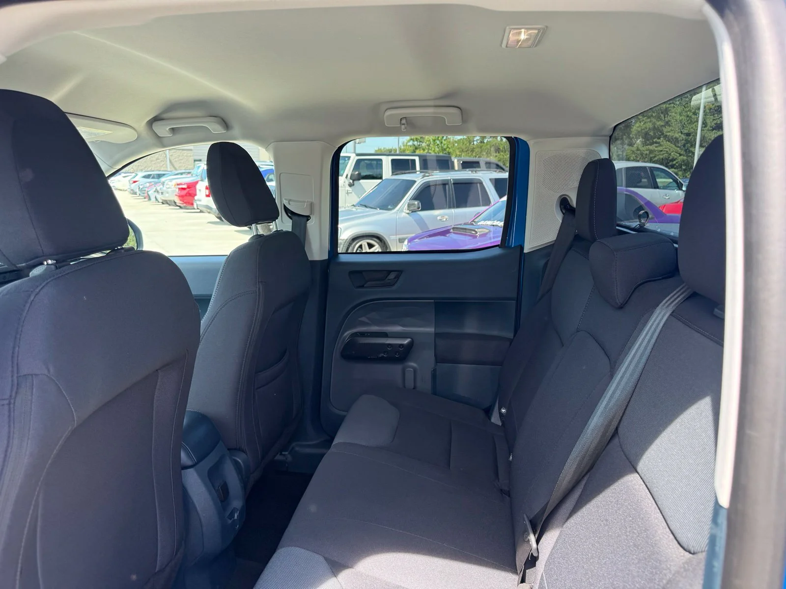 Used 2022 Blue Ford XL image 7