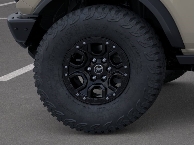 New 2026 Desert Sand Ford Badlands image 22