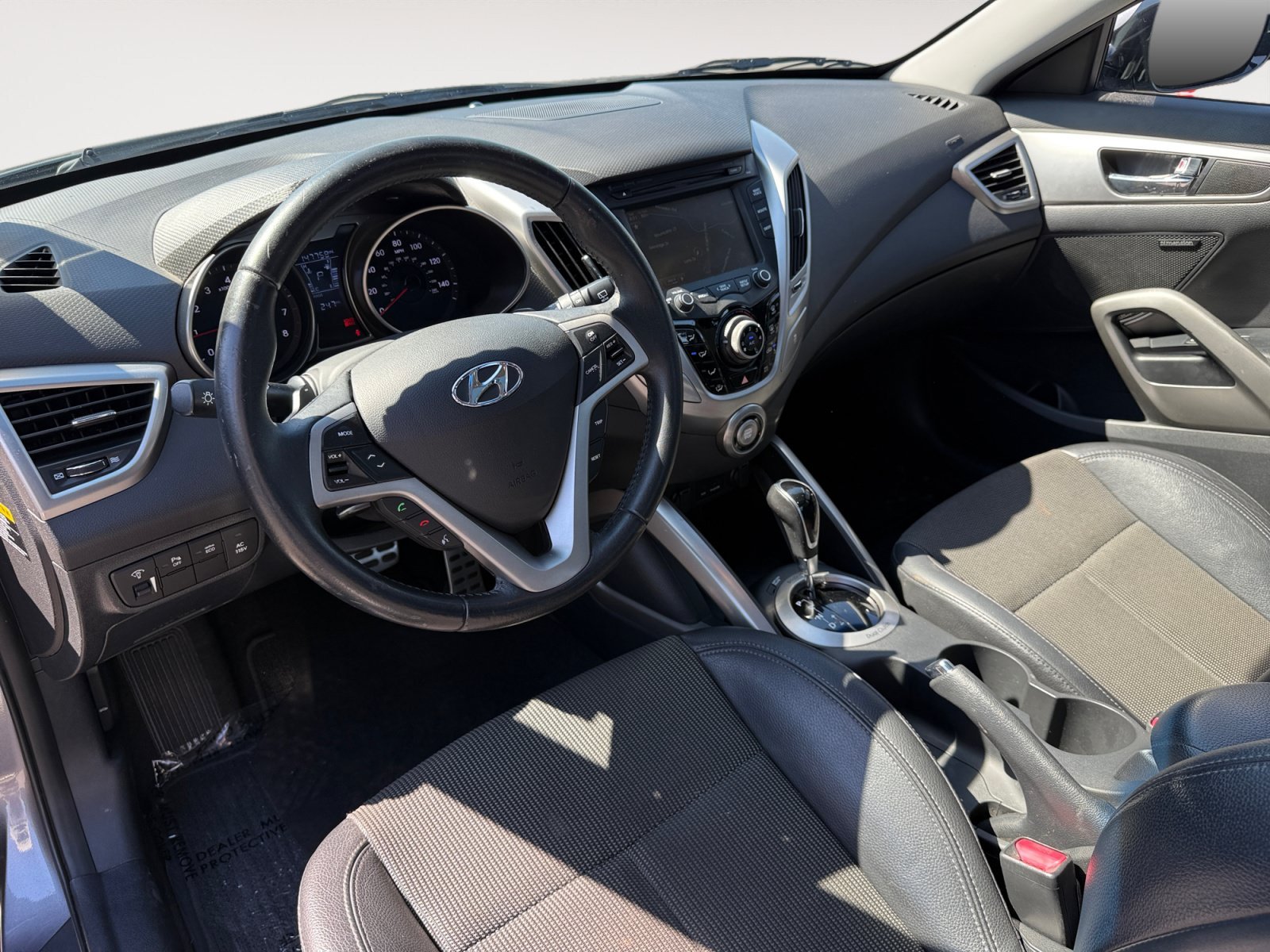 Used 2013 Gray Hyundai  image 15