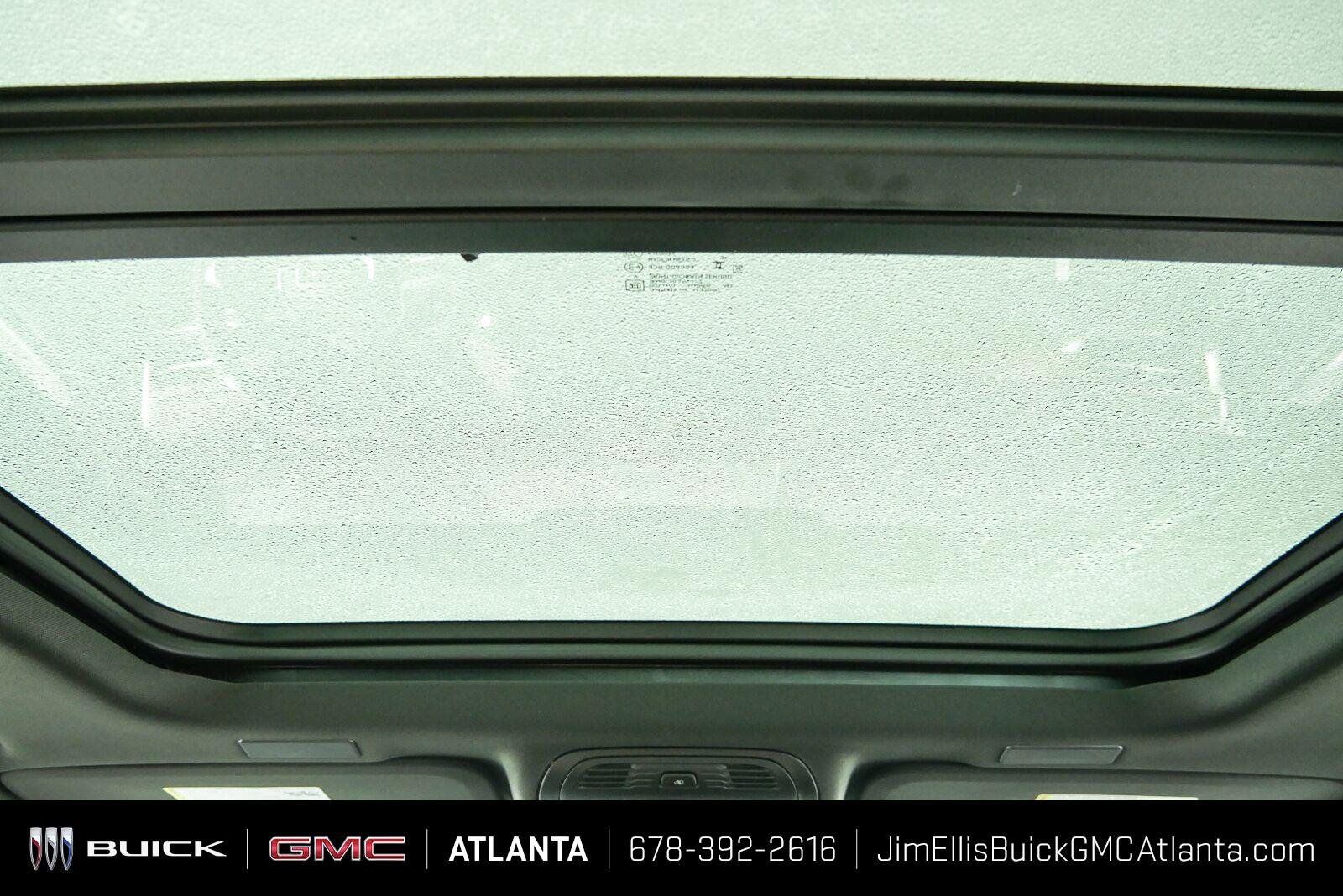 2027 GMC Yukon Denali - Photo 22