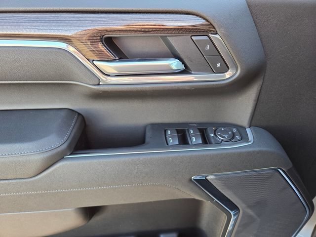 New 2026 Sterling Gray Metallic Chevrolet LT image 9