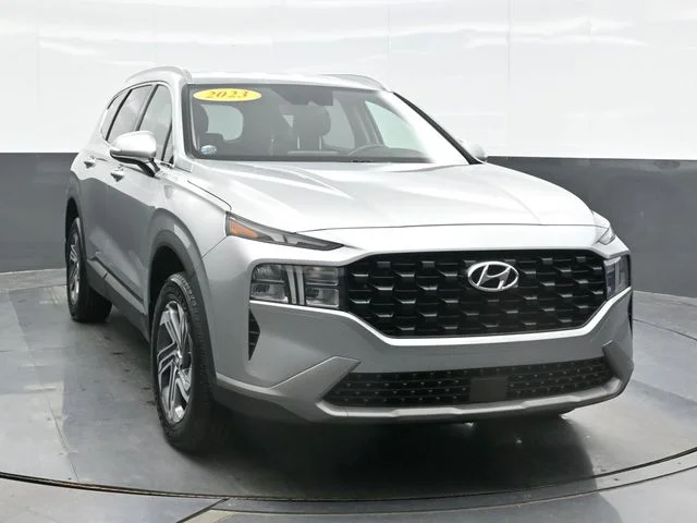 Used 2023 Silver Hyundai SEL image 6