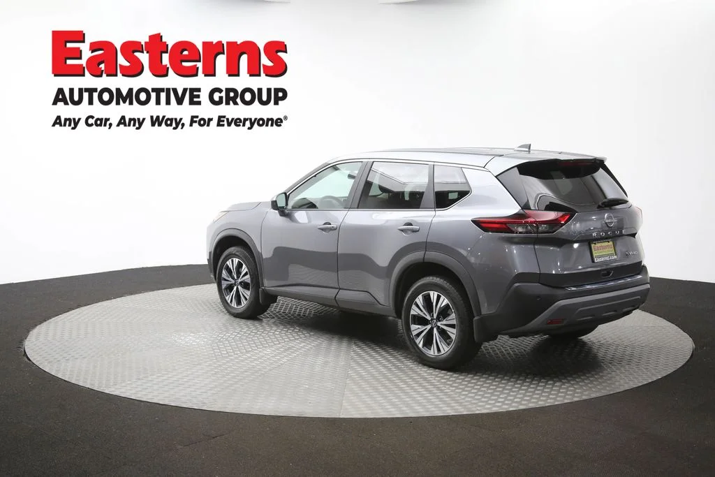 Used 2023 Gray Nissan SV image 64