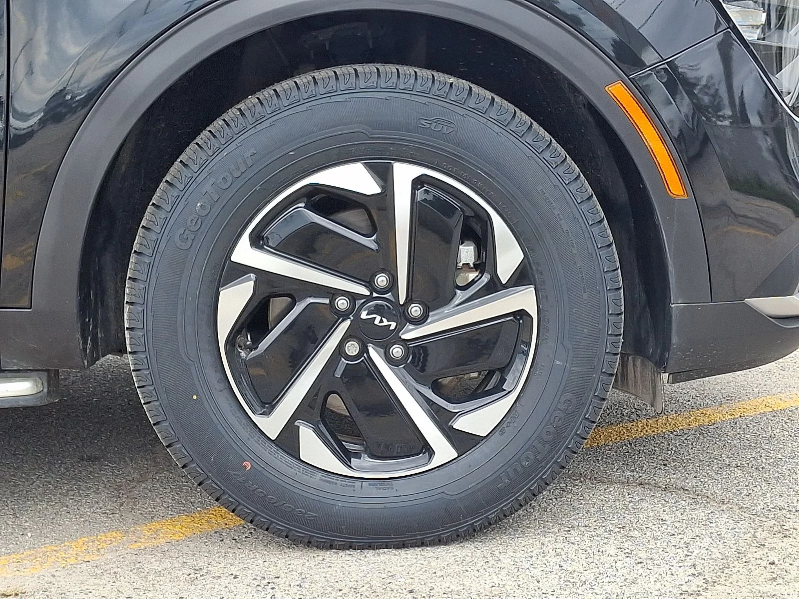 Certified Used 2023 Black Kia LX image 9