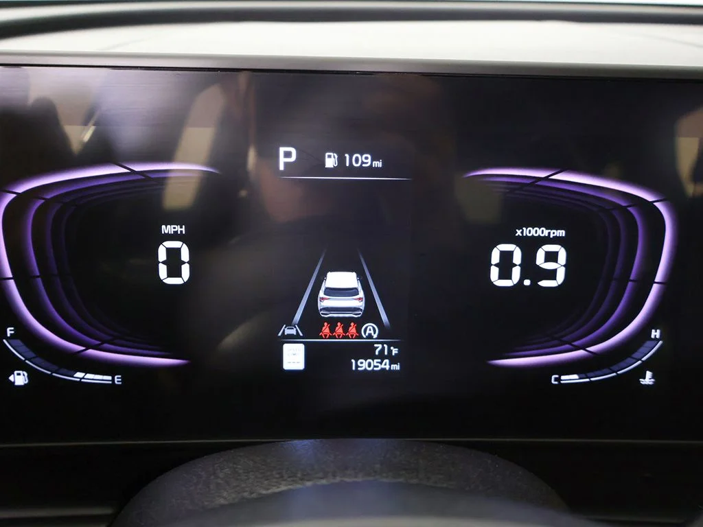 Certified Used 2024 White Kia X-Line image 37