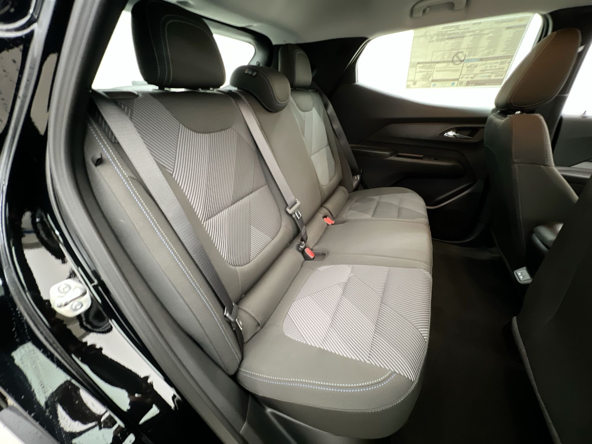 2027 Chevrolet Bolt LT - Photo 80