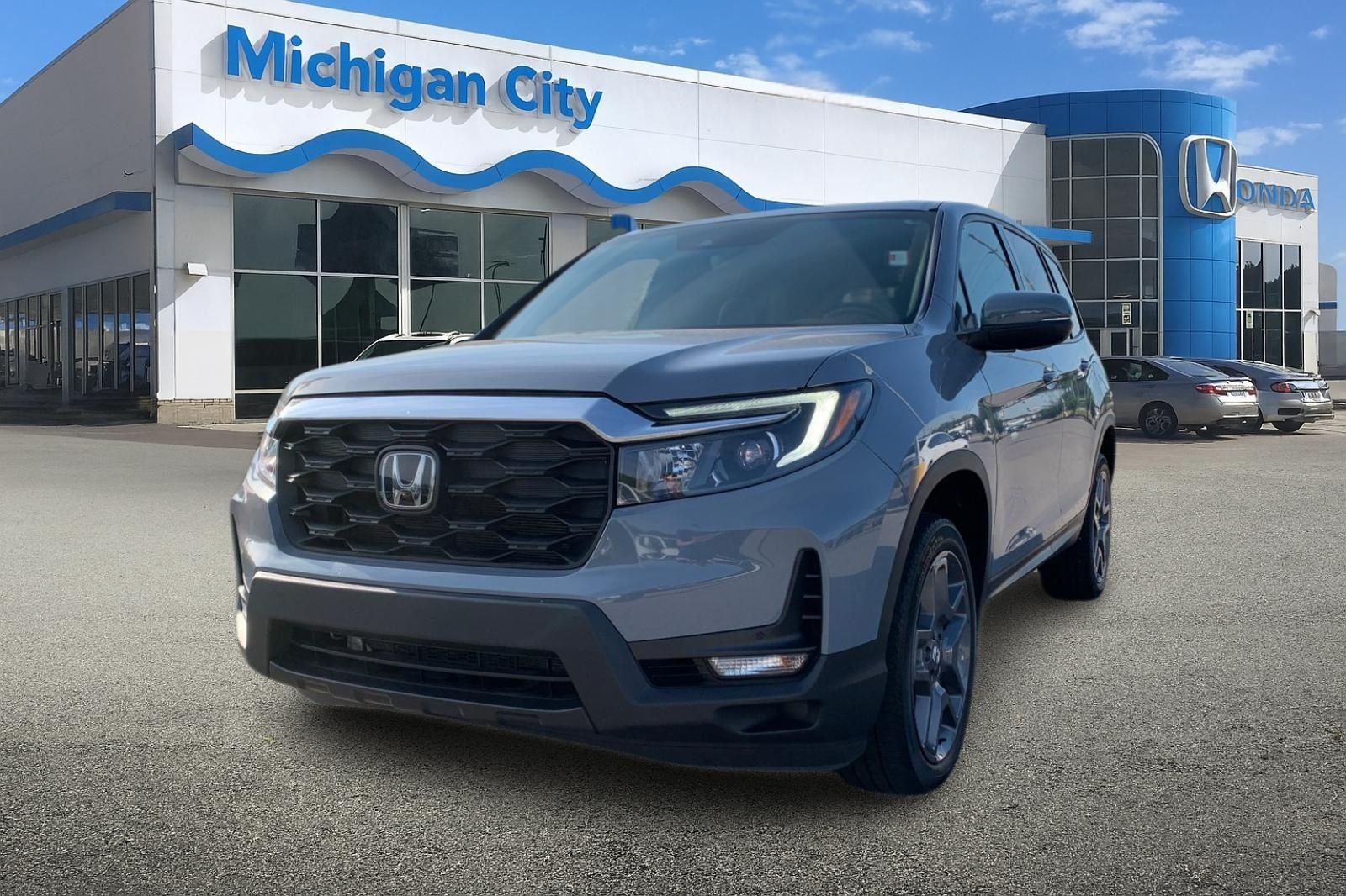 Certified Used 2022  Honda EX-L image 1