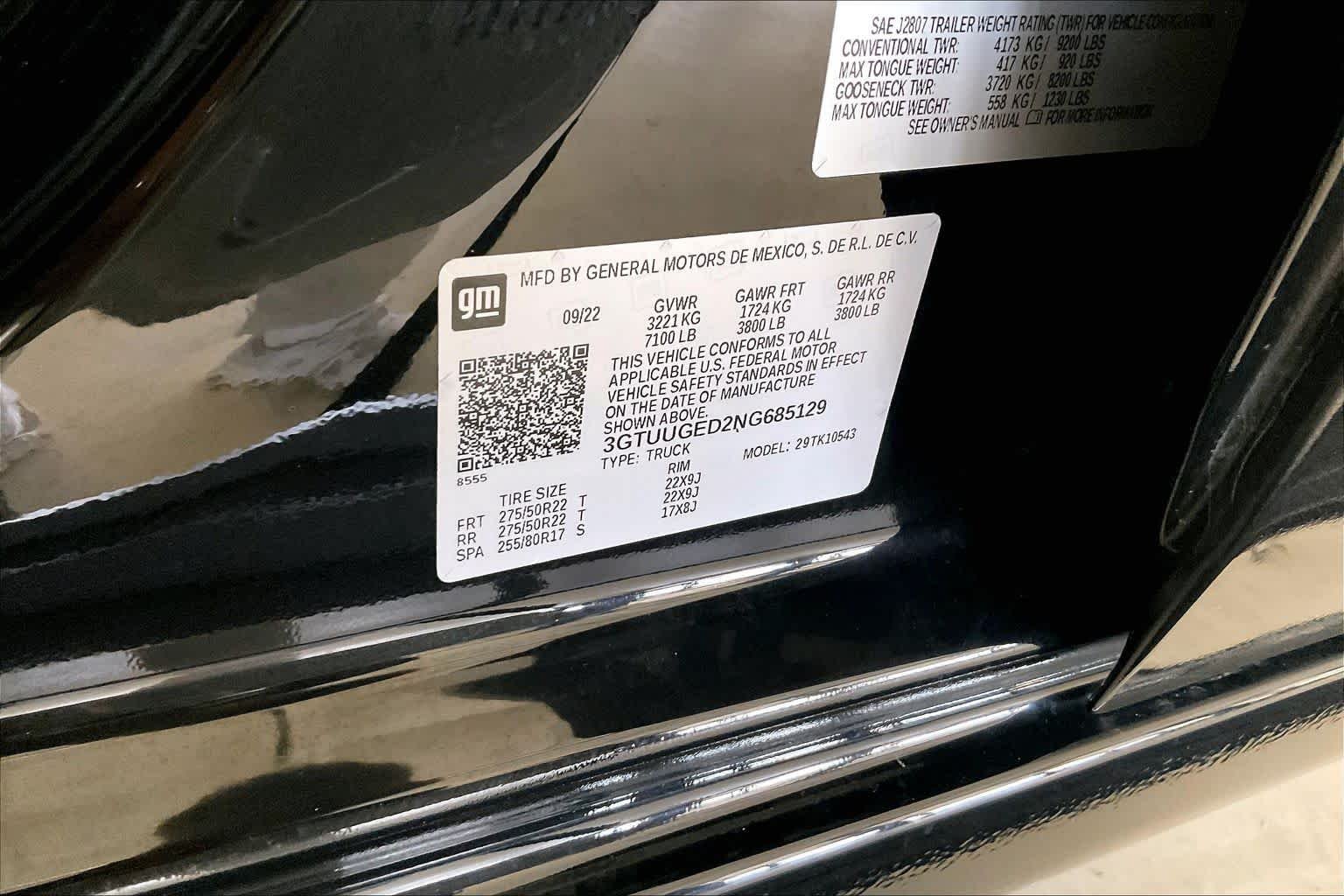 Used 2022 Onyx Black GMC Denali image 32