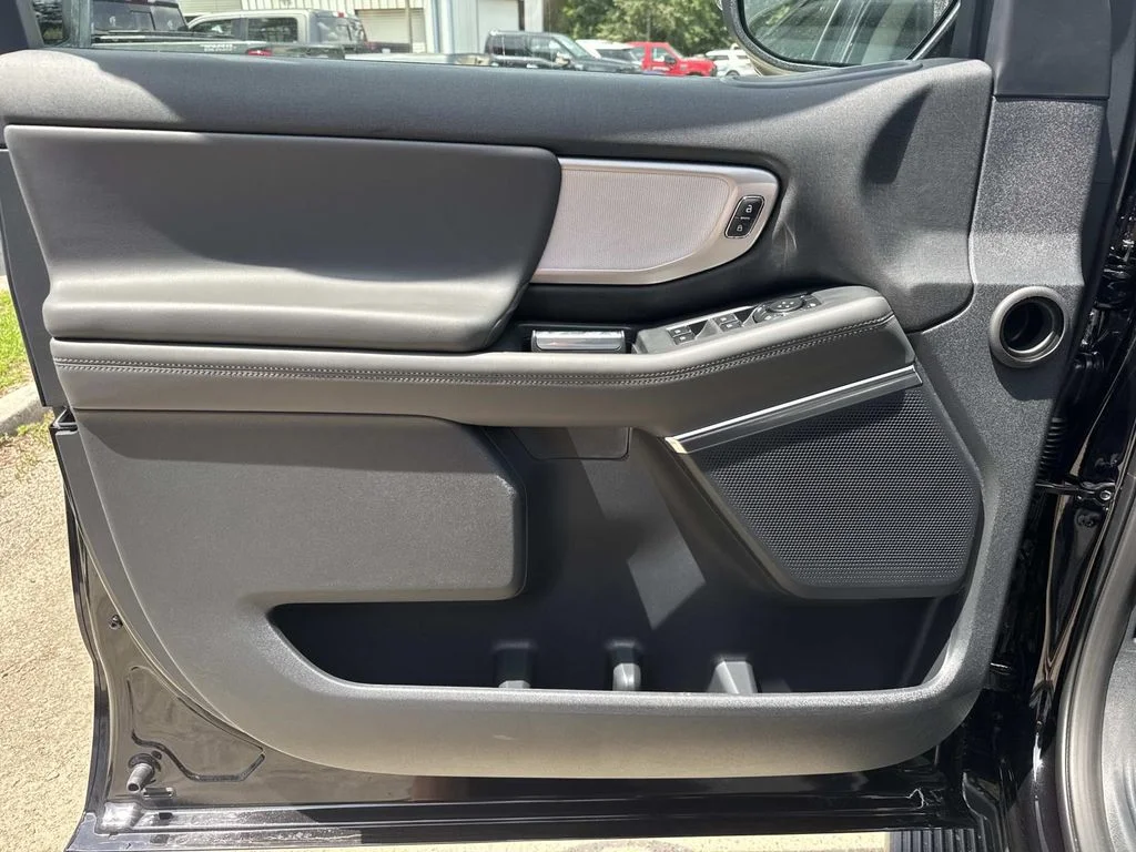 New 2026 Agate Black Metallic Ford Active image 40