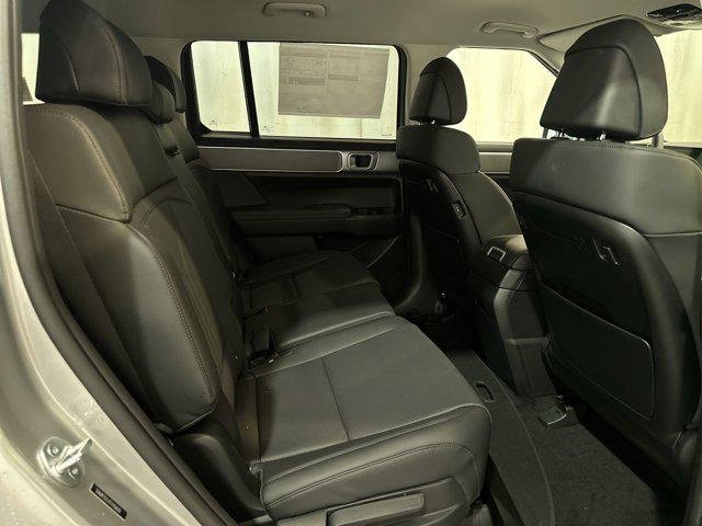 New 2026 Shimmering Silver Hyundai SEL image 19