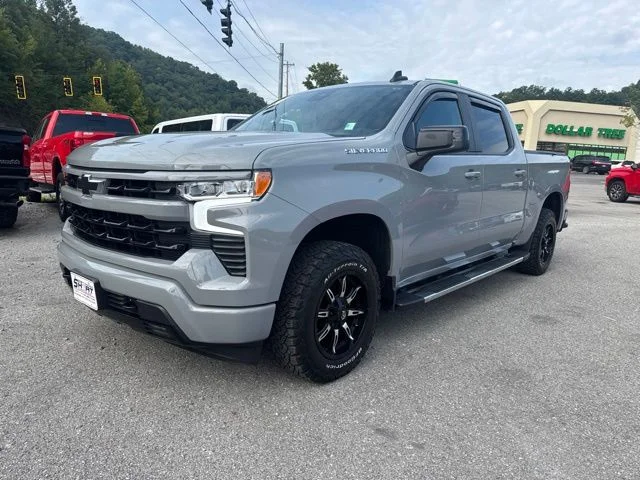 Used 2024 Gray Chevrolet RST image 4