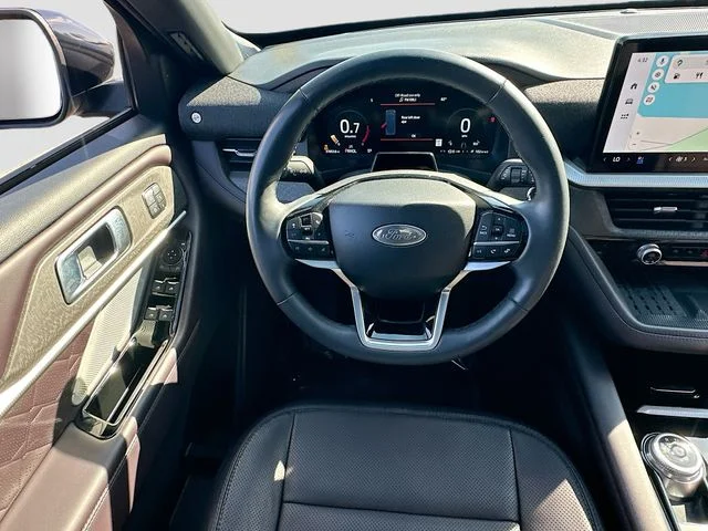 2025 Ford Explorer Platinum - Photo 24