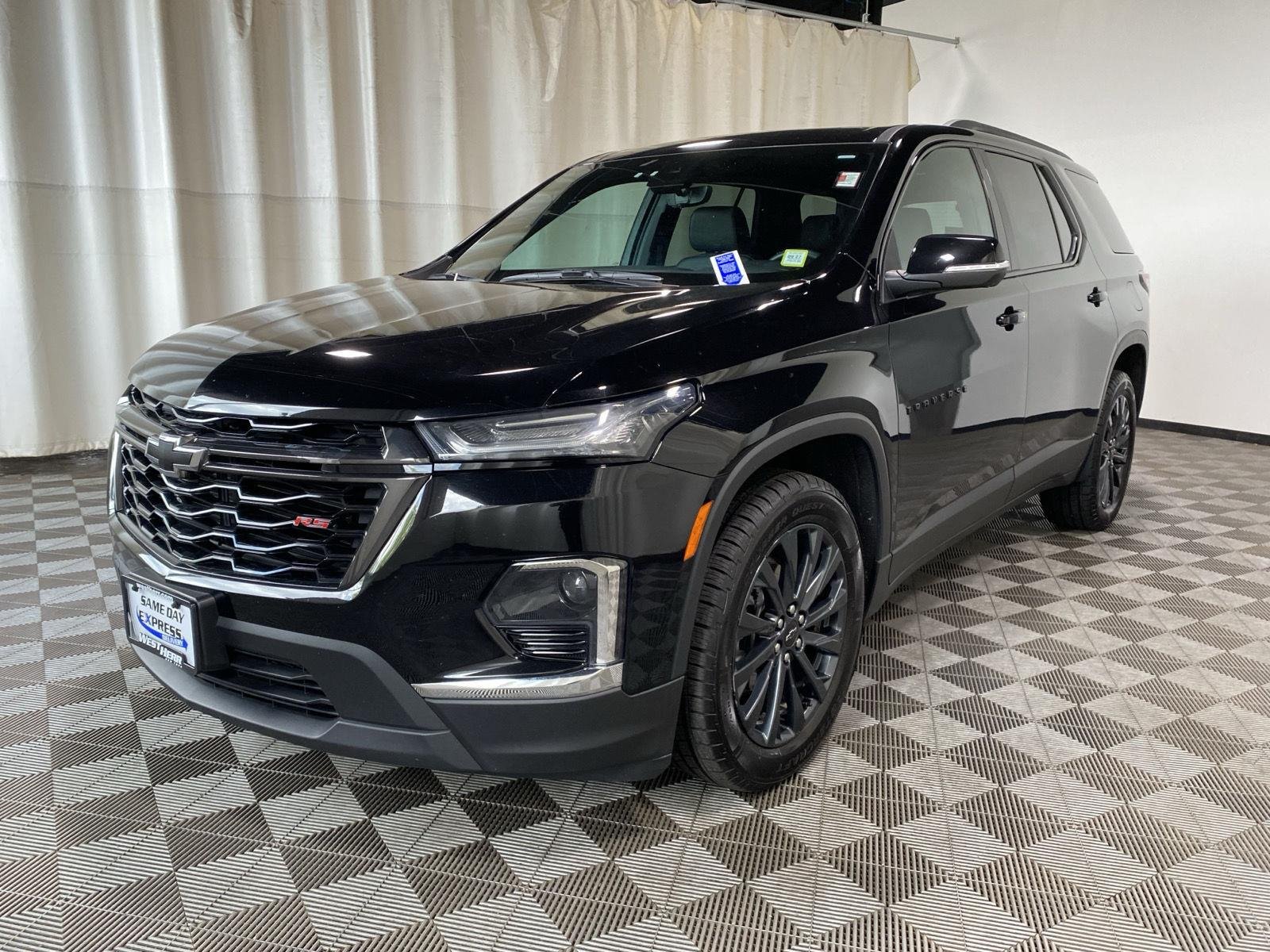 Used 2023 Mosaic Black Metallic Chevrolet RS image 7