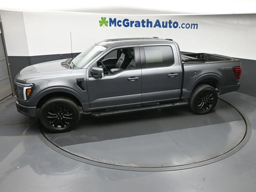 Used 2025 Gray Ford Lariat image 22