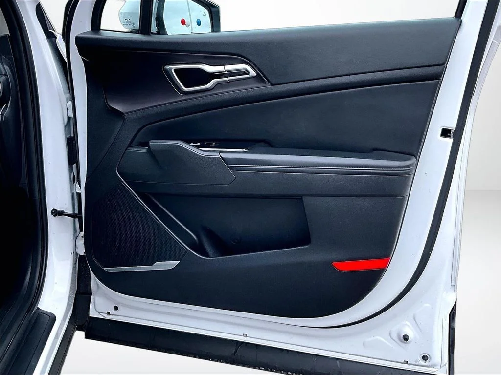Used 2025 White Kia EX image 24