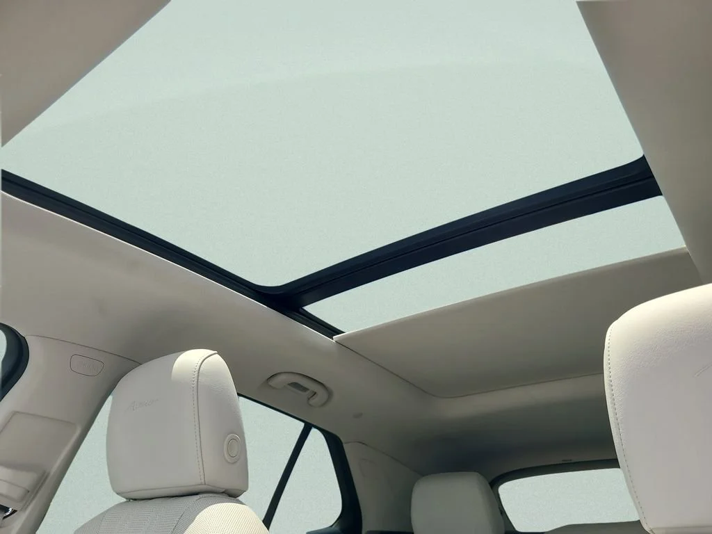 New 2026 Ebony Twilight Metallic Buick Avenir image 12