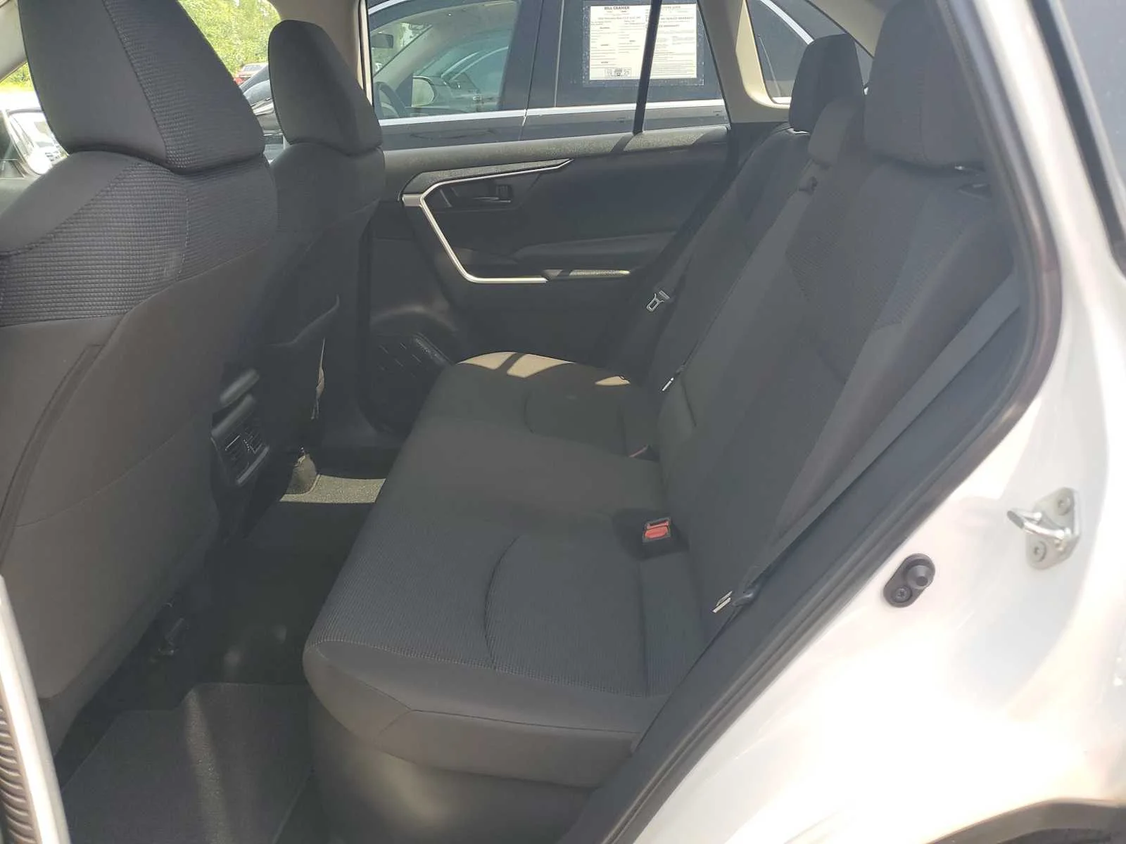 Used 2025 White Toyota Hybrid LE image 21