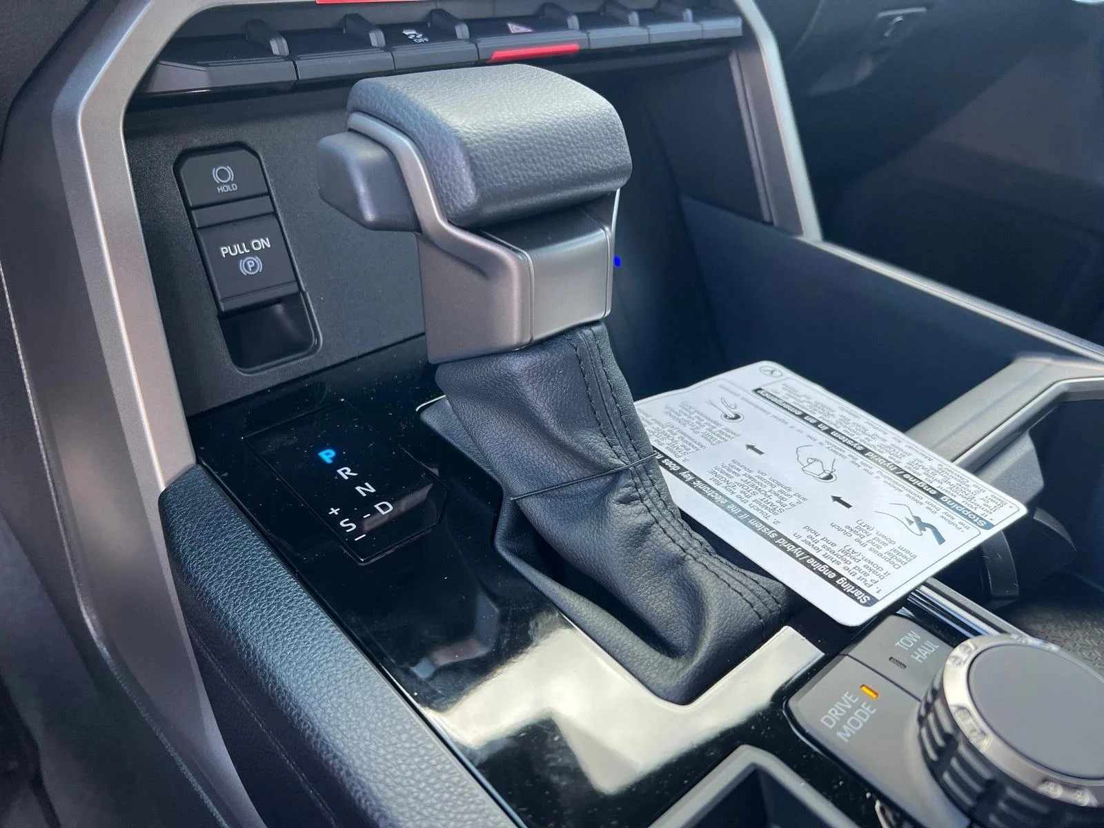 New 2025 Lunar Rock Toyota SR5 image 30